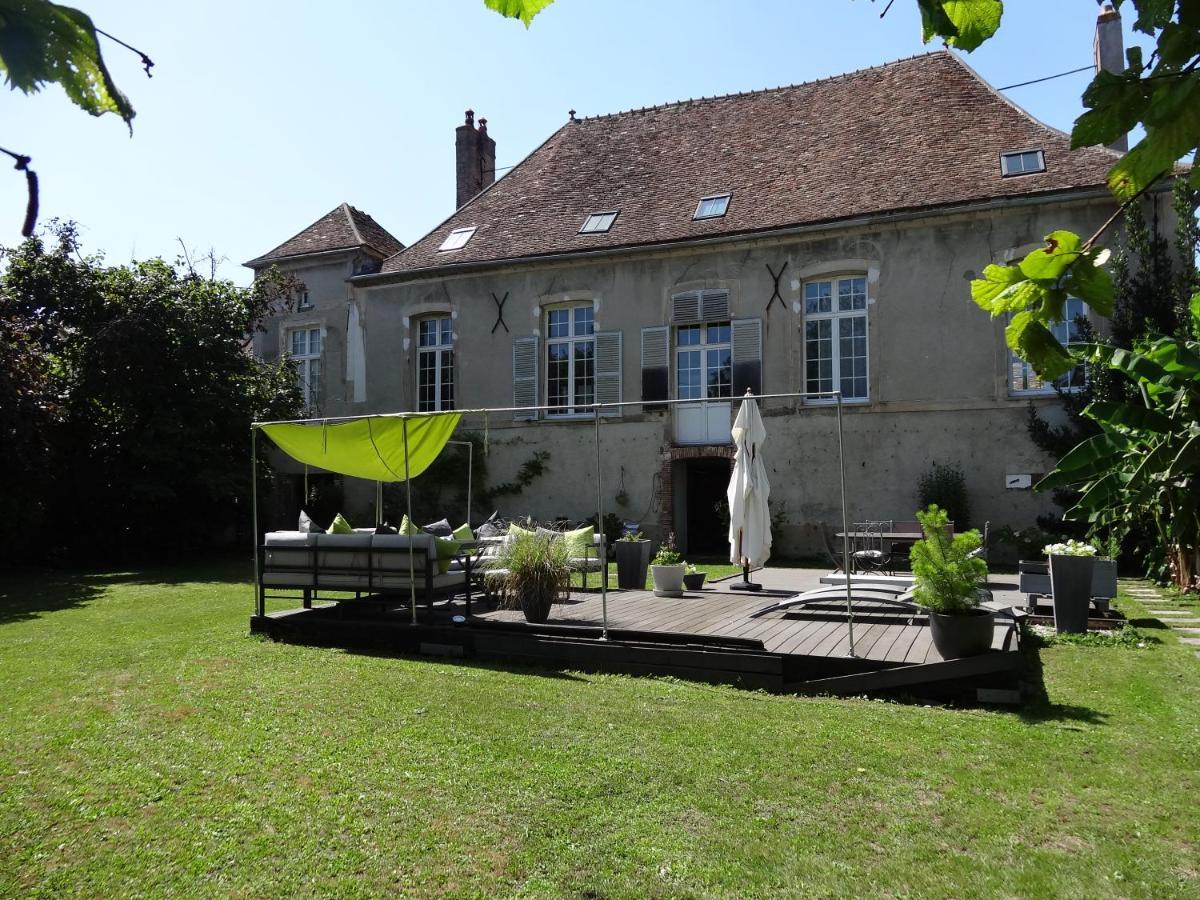 Les Petites Tuileries Bed & Breakfast Bray-sur-Seine Екстериор снимка
